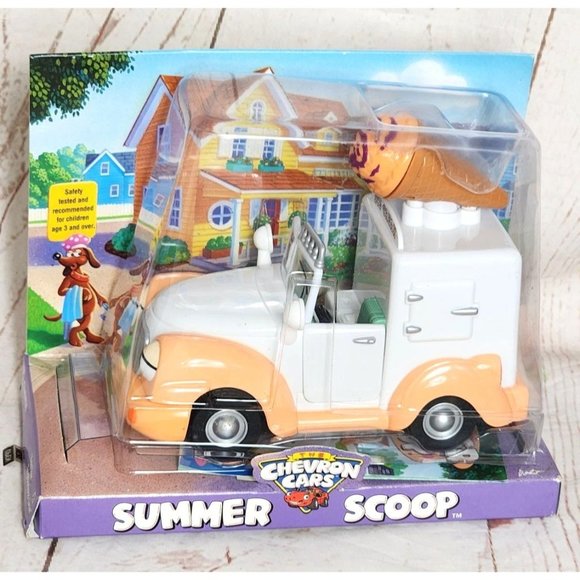 Vintage TheChevron Cars Summer Scoop Toy Ice Cream Truck with Opening Doors - Picture 1 of 16